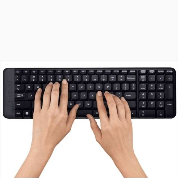 Teclado e mouse sem fio MK 220 Logitech