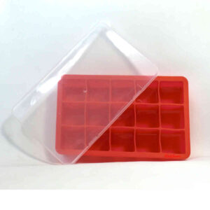 Forma de Gelo 15 cubos em silicone com tampa