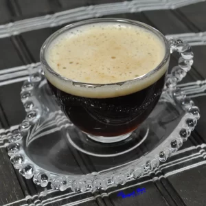 Xícara de café de vidro transparente Love Coffee